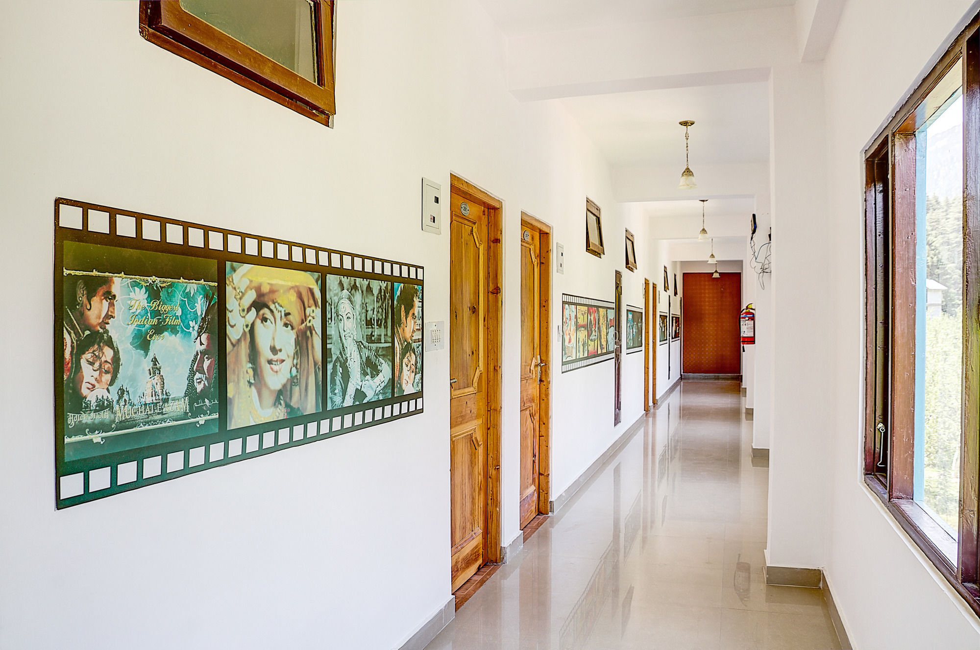 Treebo Trend Celebriti Manali Otel Vashist Dış mekan fotoğraf